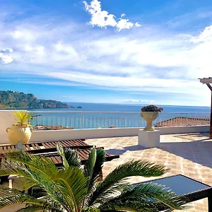Panoramic Taormina Bay View Italien
