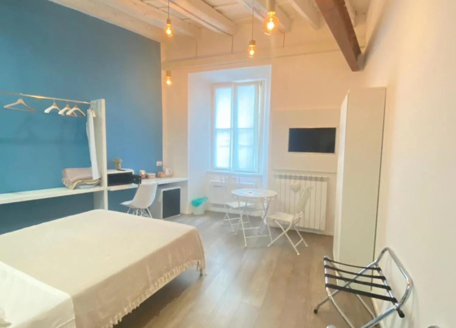 Rumi Rooms Como 2*,