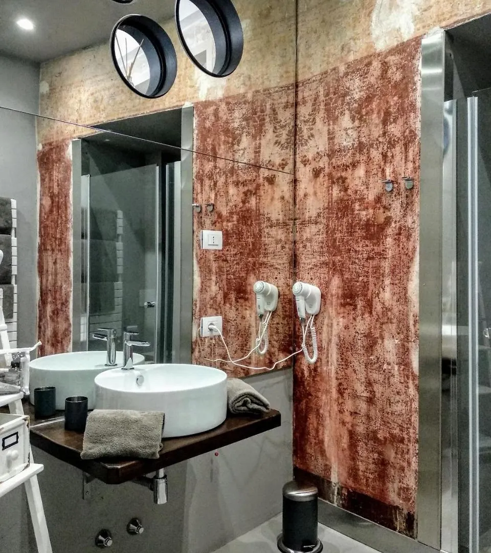 Rumi Rooms Como